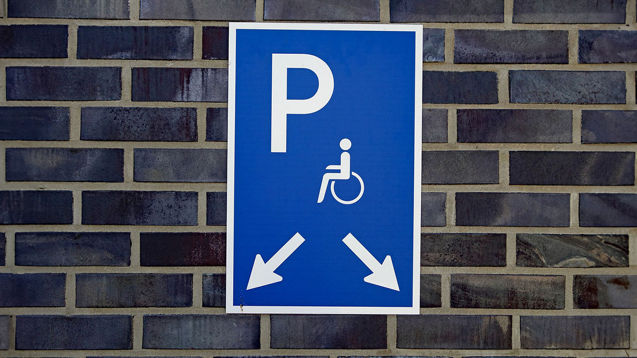 Behindertenparkausweis-slide